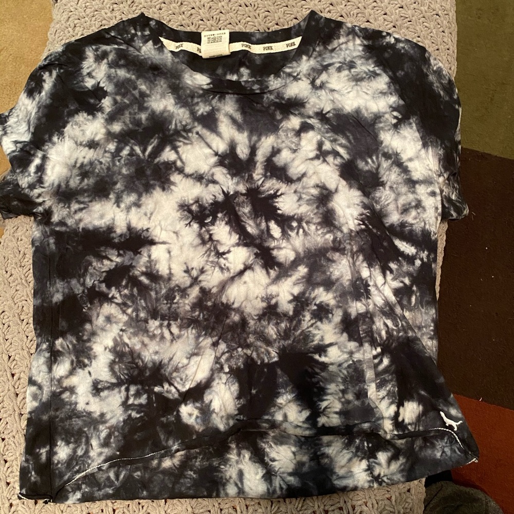 VS PINK cropped tie dye tshirt, small